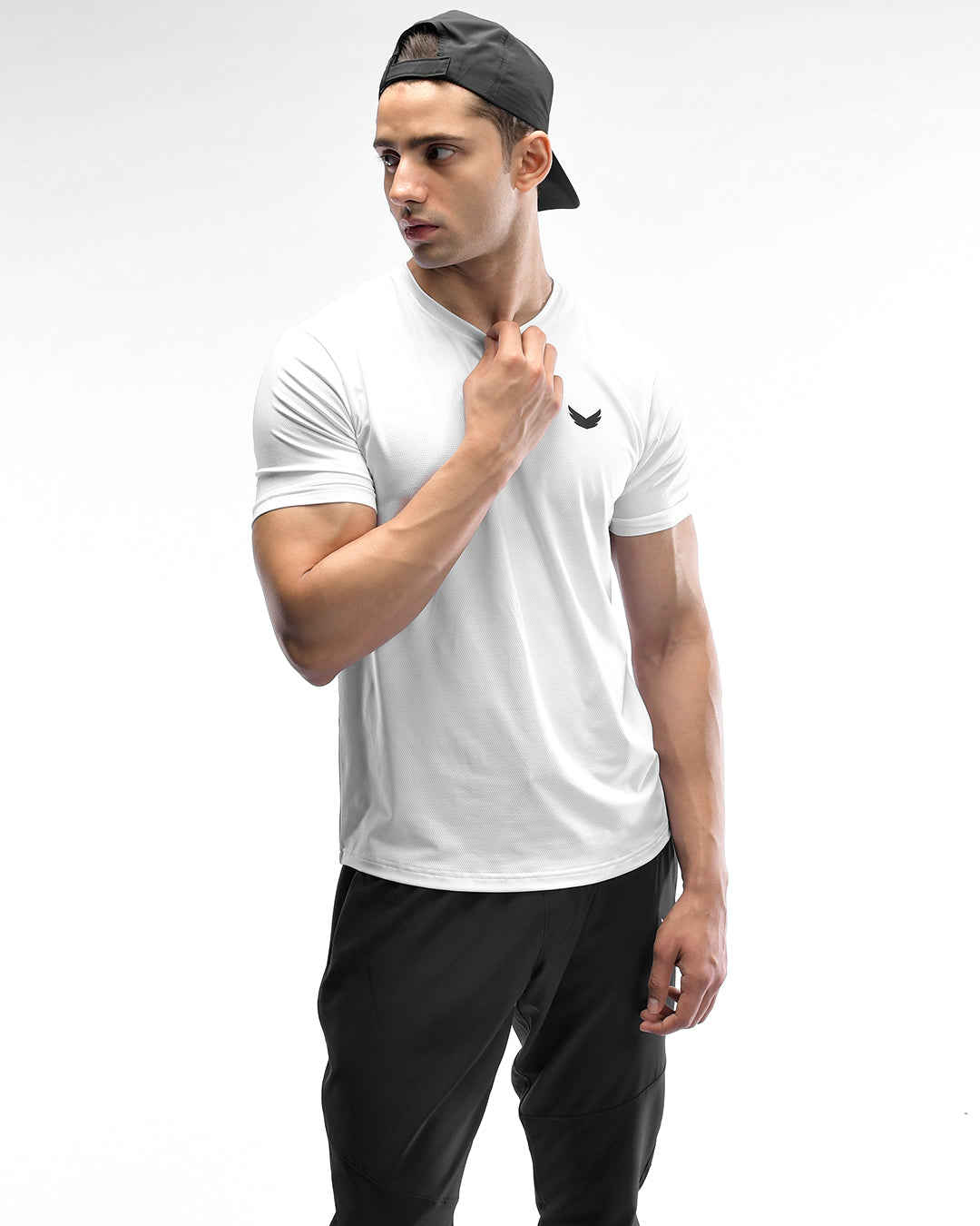 Wings Chromacore Tee – White