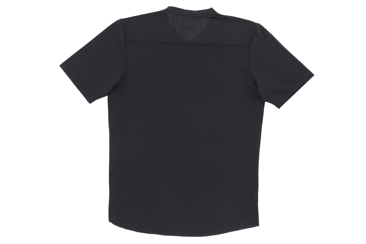 Wings Turbotec V-Neck Tee – Black