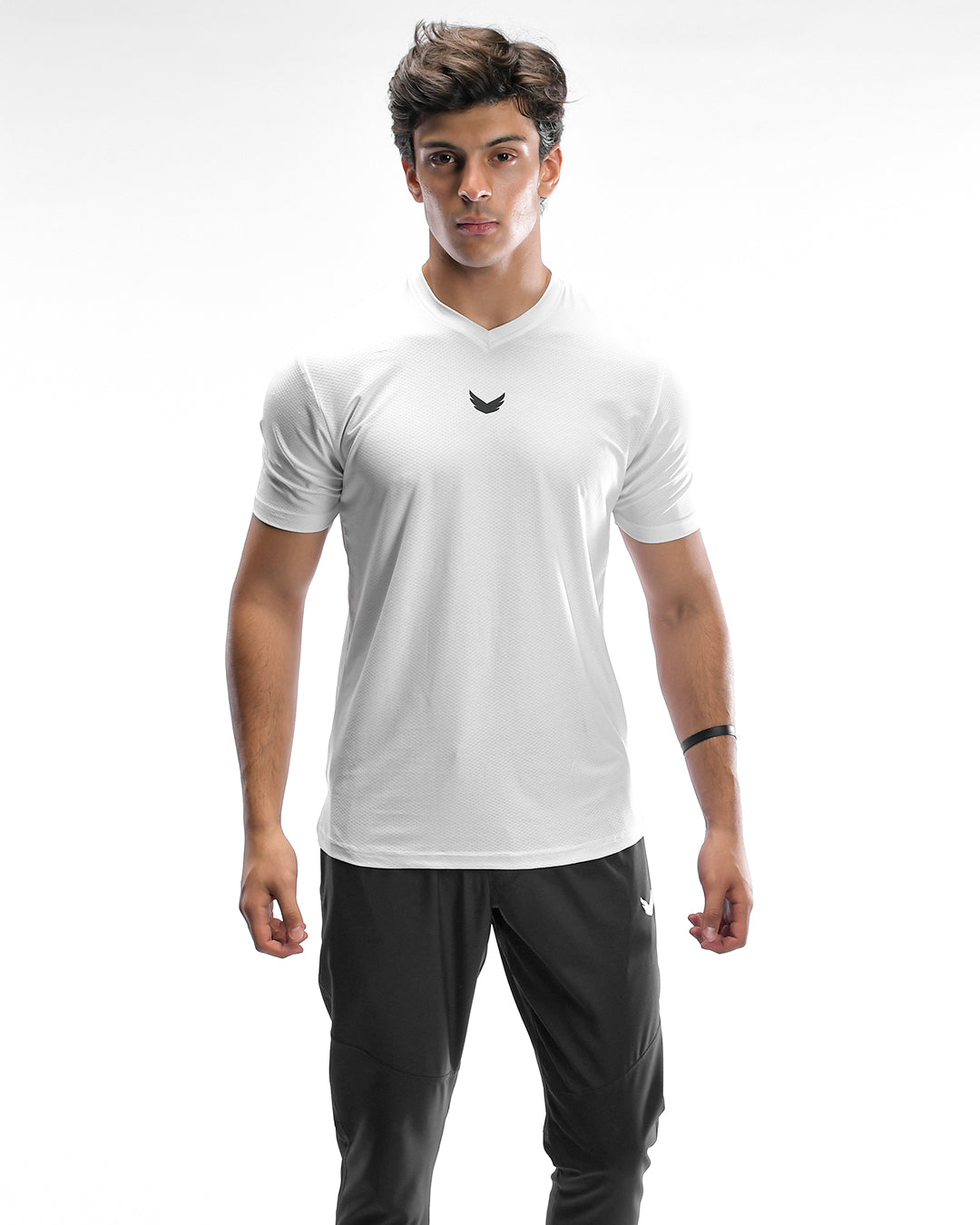 Wings Turbotec V-Neck Tee – White
