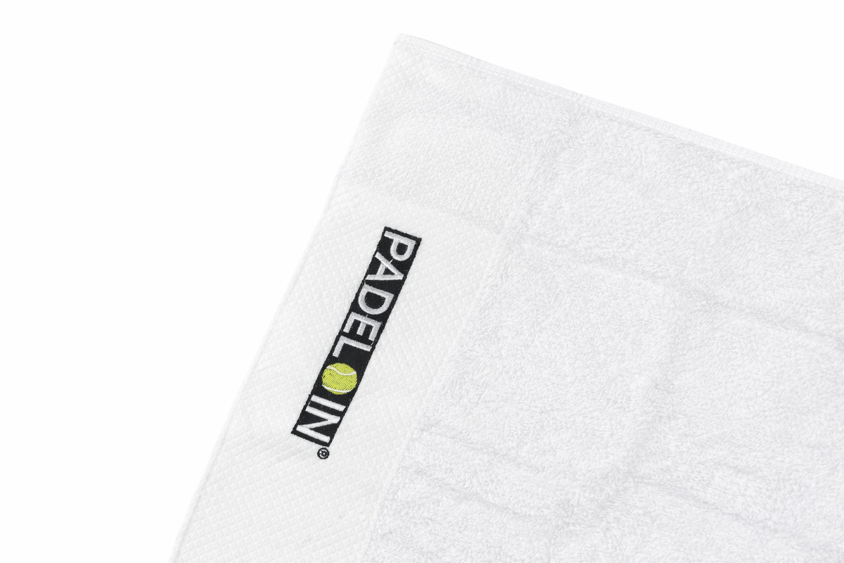 WINGS Active Luxe Sports Towel – White