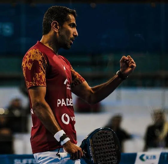 Mohammed Saadon Alkuwari playing padel